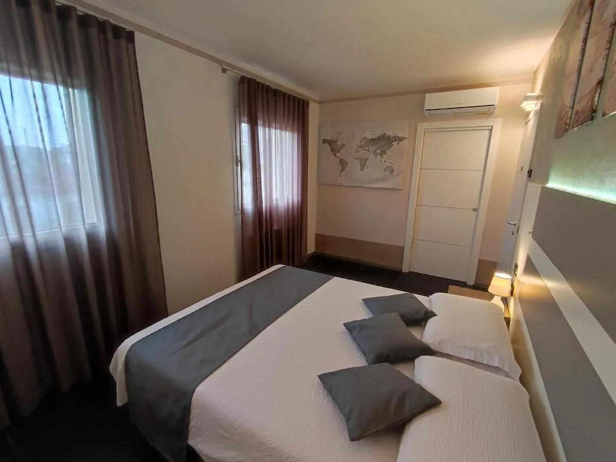Therra Lodge Preganziol Italy